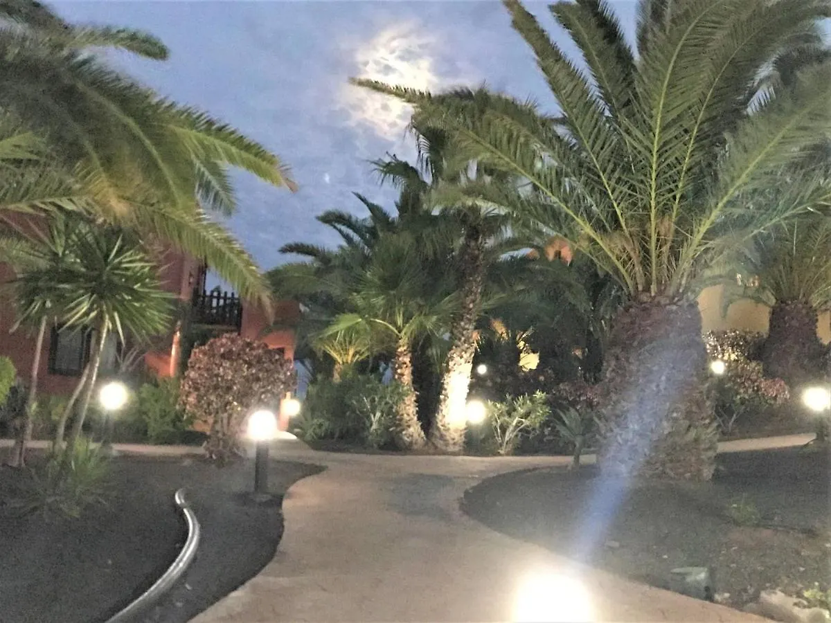 My Pretty Home - Lovely And Spacious Surrounded By Tropical Gardens - Private Covered And Uncovered Terrace - Pool - Parking - Free Fibre Optic Internet Corralejo 0*,  Spagna