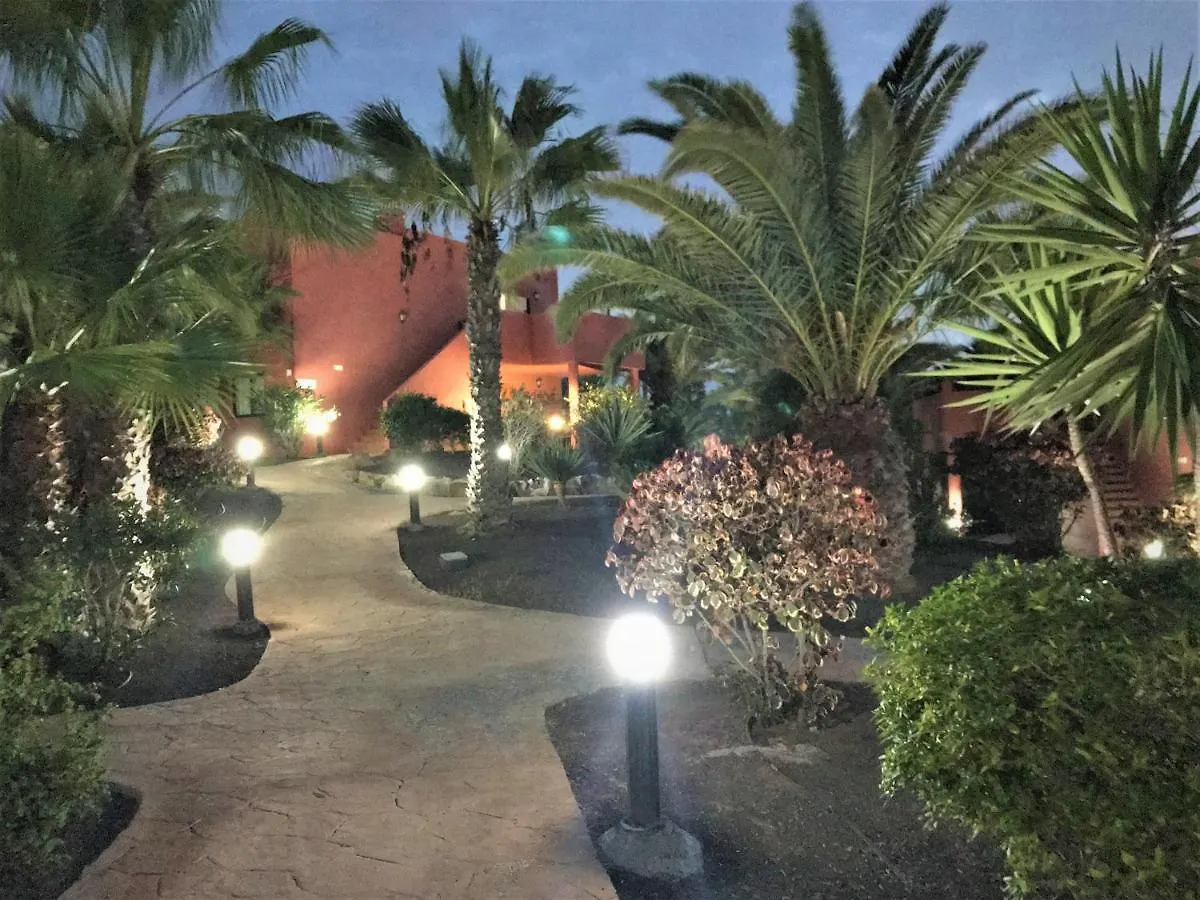 My Pretty Home - Lovely And Spacious Surrounded By Tropical Gardens - Private Covered And Uncovered Terrace - Pool - Parking - Free Fibre Optic Internet Corralejo Appartamento