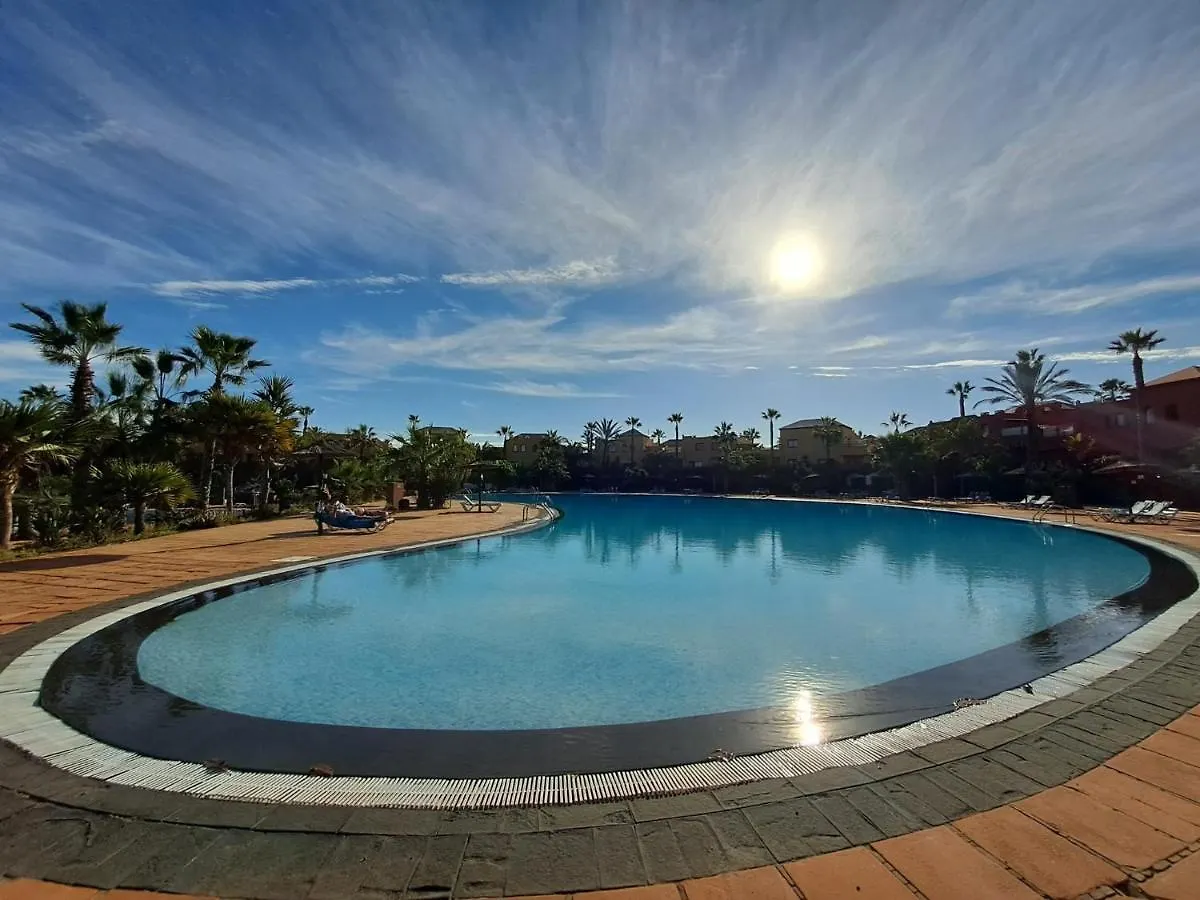 My Pretty Home - Lovely And Spacious Surrounded By Tropical Gardens - Private Covered And Uncovered Terrace - Pool - Parking - Free Fibre Optic Internet Corralejo