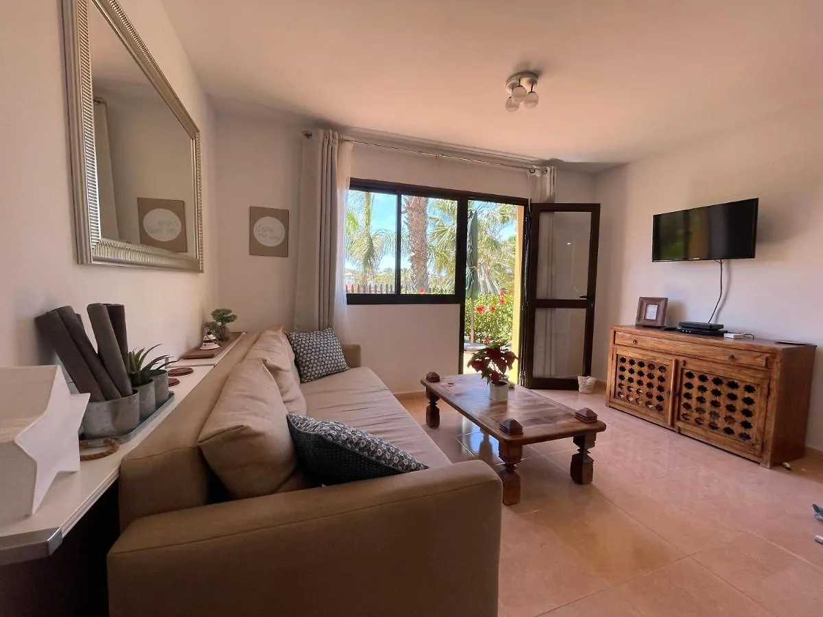Appartamento My Pretty Home - Lovely And Spacious Surrounded By Tropical Gardens - Private Covered And Uncovered Terrace - Pool - Parking - Free Fibre Optic Internet Corralejo