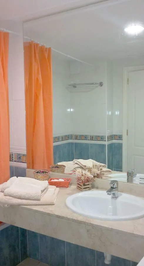 My Pretty Home - Lovely And Spacious Surrounded By Tropical Gardens - Private Covered And Uncovered Terrace - Pool - Parking - Free Fibre Optic Internet Corralejo España