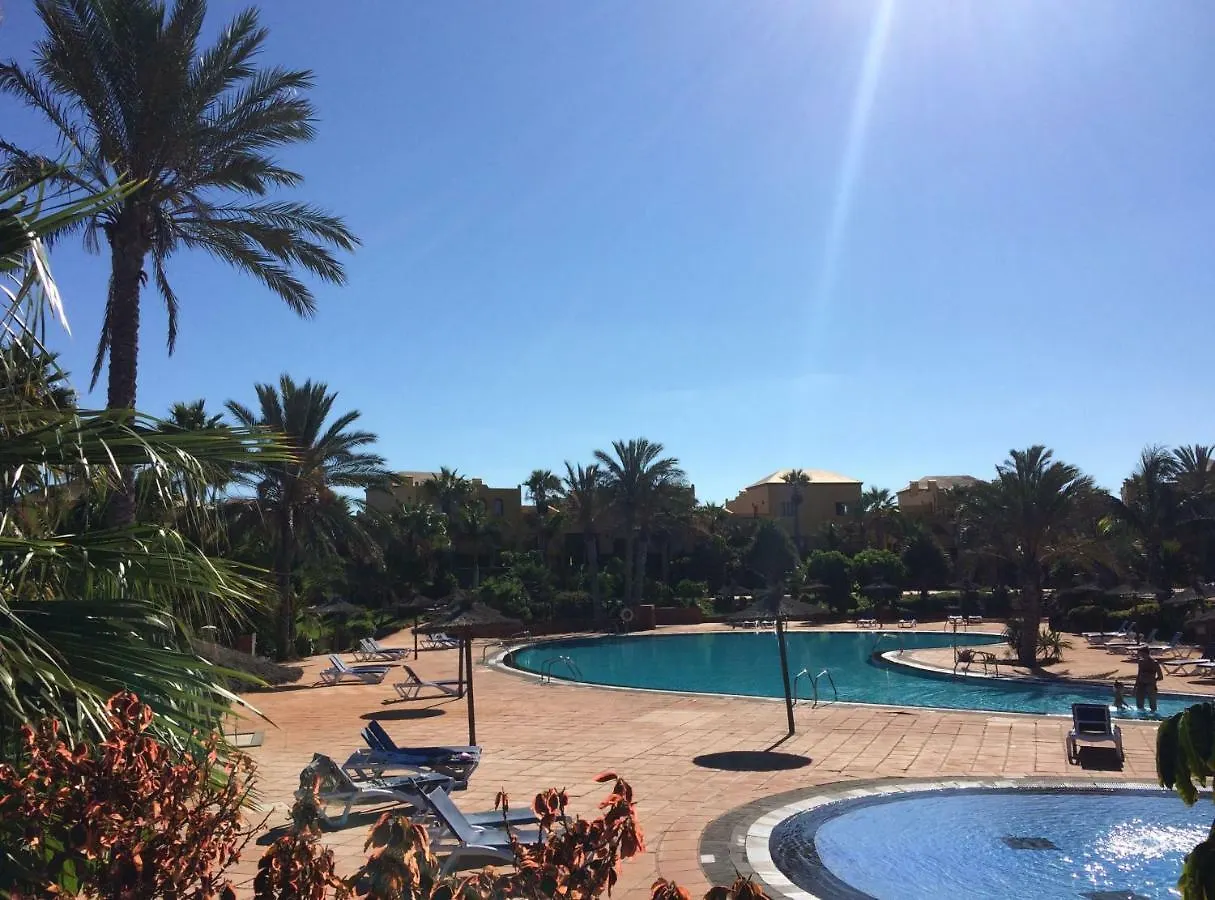 My Pretty Home - Lovely And Spacious Surrounded By Tropical Gardens - Private Covered And Uncovered Terrace - Pool - Parking - Free Fibre Optic Internet Corralejo 0*,  España